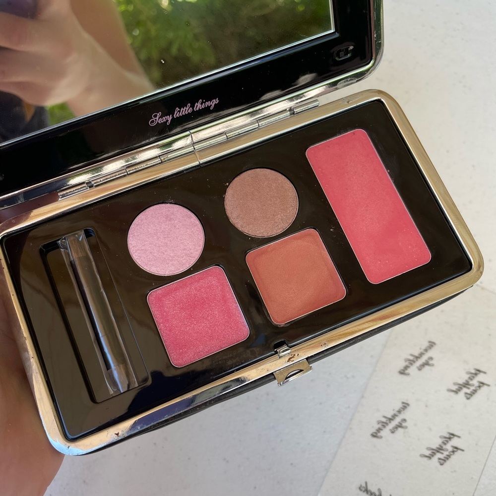 Rare Victoria’s Secret Sexy Little Things Oil & Hello Gorgeous Make Up Bundle - Picture 5 of 8